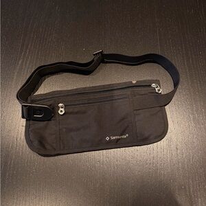 Samsonite Classic Black Belt Bag